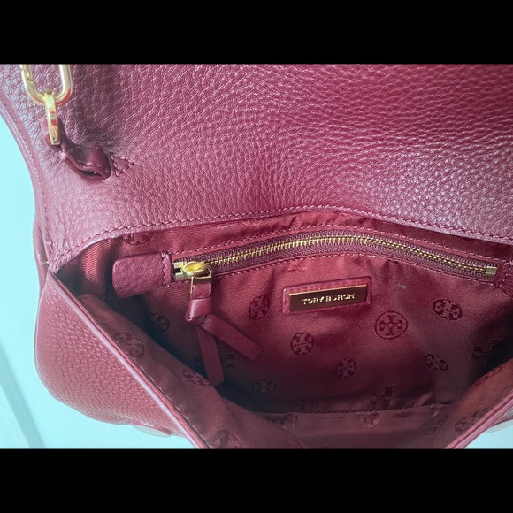 Tory Burch crossbody bag (deep burgundy) - Picture 5 of 6